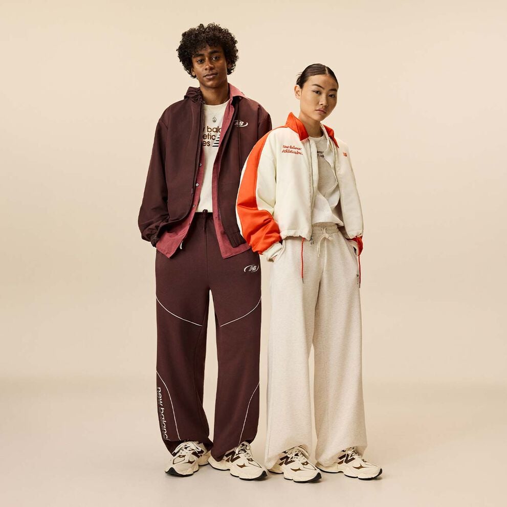 Dual gender HTT image with 9060 shoes